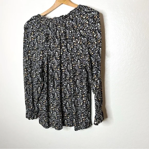 Angels Forever Young Floral Print Bell Sleeve Blouse Plus Size 1X‎ - Picture 7 of 7